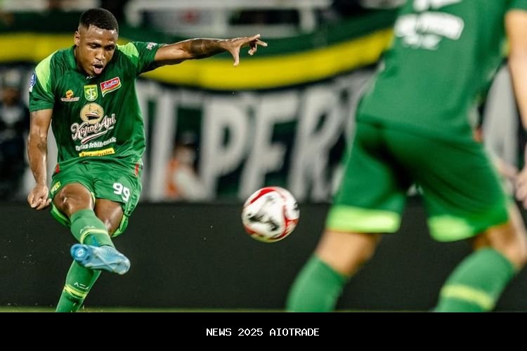 Debut Buruk Diego Mauricio di Kandang, Persebaya Kalah 20 Menit