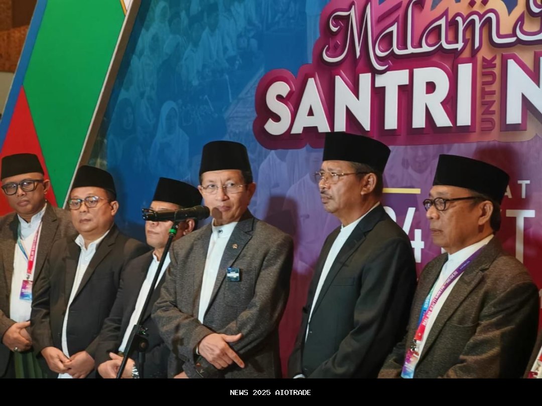 Menteri Agama dan 4 Ribu Santri Doakan Korban Longsor Ponpes Al Khoziny