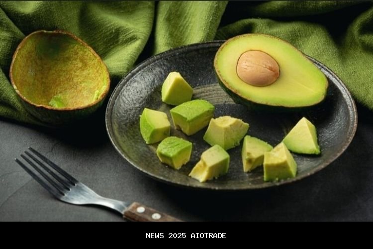 Alpukat: Manfaat Luar Biasa, Tapi 4 Golongan Ini Harus Hindari!