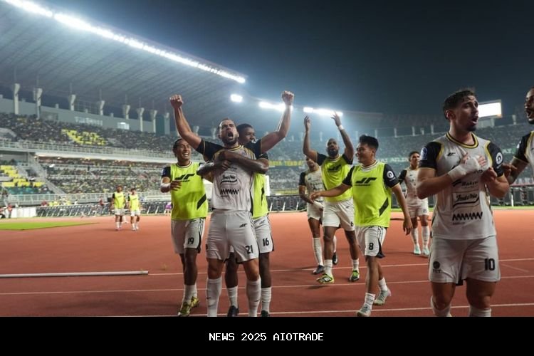 Persija Jakarta Kalahkan Persebaya 3-1, Mauricio Souza Bocorkan Rahasia Kemenangan