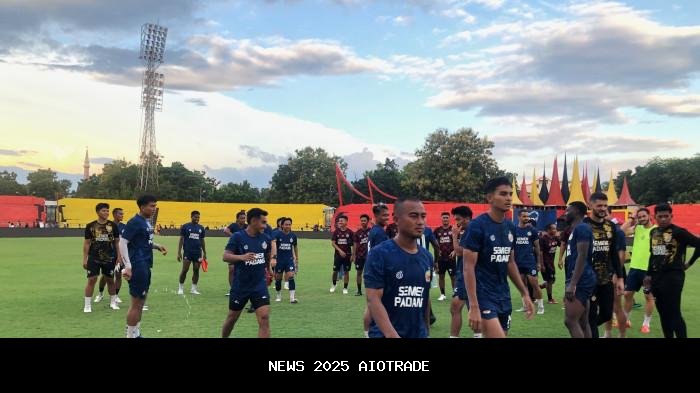 Laga Perdana Semen Padang FC dengan Pelatih Baru Dejan Antonic Digelar Besok di Stadion Agus Salim