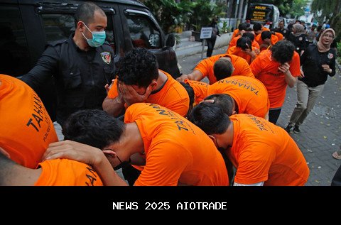 Penyebab Seseorang Menjadi Homoseksual