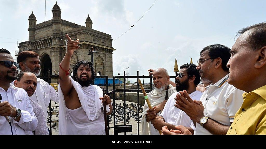 Kesehatan vs. warisan: Larangan memberi makan burung dara memicu perdebatan di India