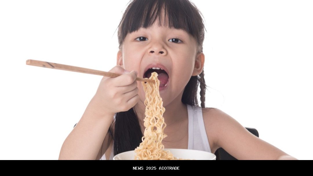 Tiga Minggu Makan Telur dan Mi Instan, Anak-Anak Pengungsi Alami Gatal dan Diare