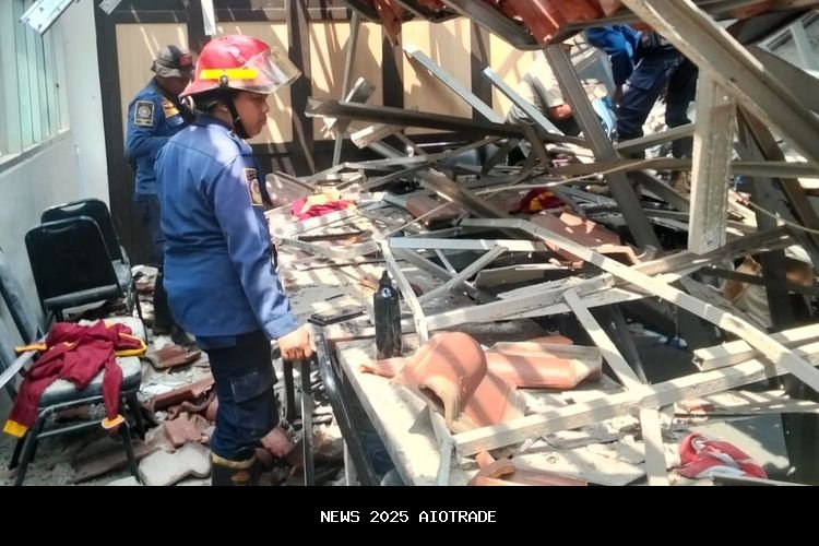 Identitas 31 Korban Longsornya Atap SMKN 1 Cileungsi Bogor