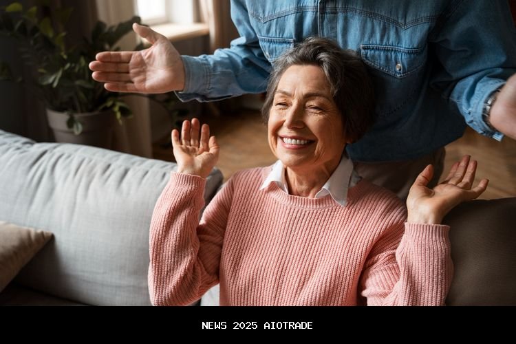 8 Kebiasaan Pagi yang Bikin Senyum Sepanjang Hari di Usia 70-an