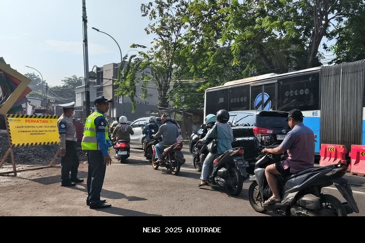 Sumber Kemacetan di Halte CSW Transjakarta Berlanjut hingga Desember 2025