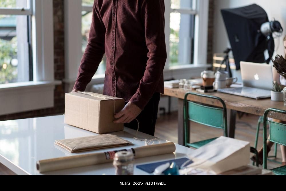 Inflasi Impor: Definisi, Macam, dan Contoh