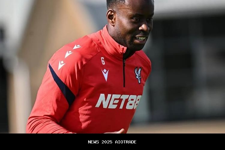 Real Madrid Siap Kalahkan Liverpool! Xabi Alonso Cari Pengganti Alaba, Incar Guehi dari Crystal Pala