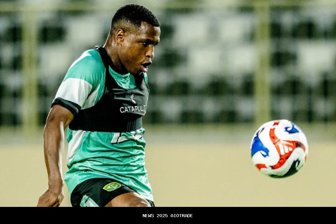 Eduardo Perez Pastikan Diego Mauricio Siap, Laga Persebaya vs Arema FC Membara