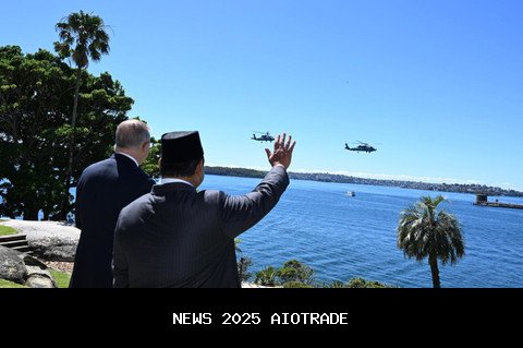 Saat Helikopter Black Hawk Sapa Prabowo-PM Albania Jelang Pertemuan Bilateral