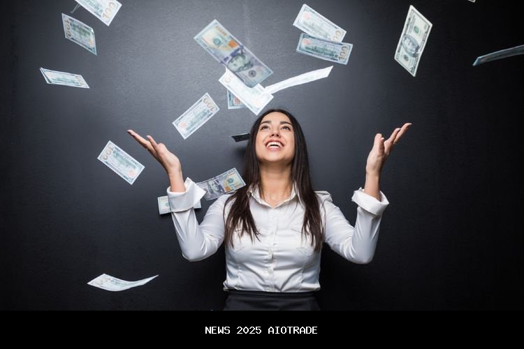 9 Makna Mimpi Dapat Uang: Rezeki, Makna Spiritual, atau Pesan Bawah Sadar?