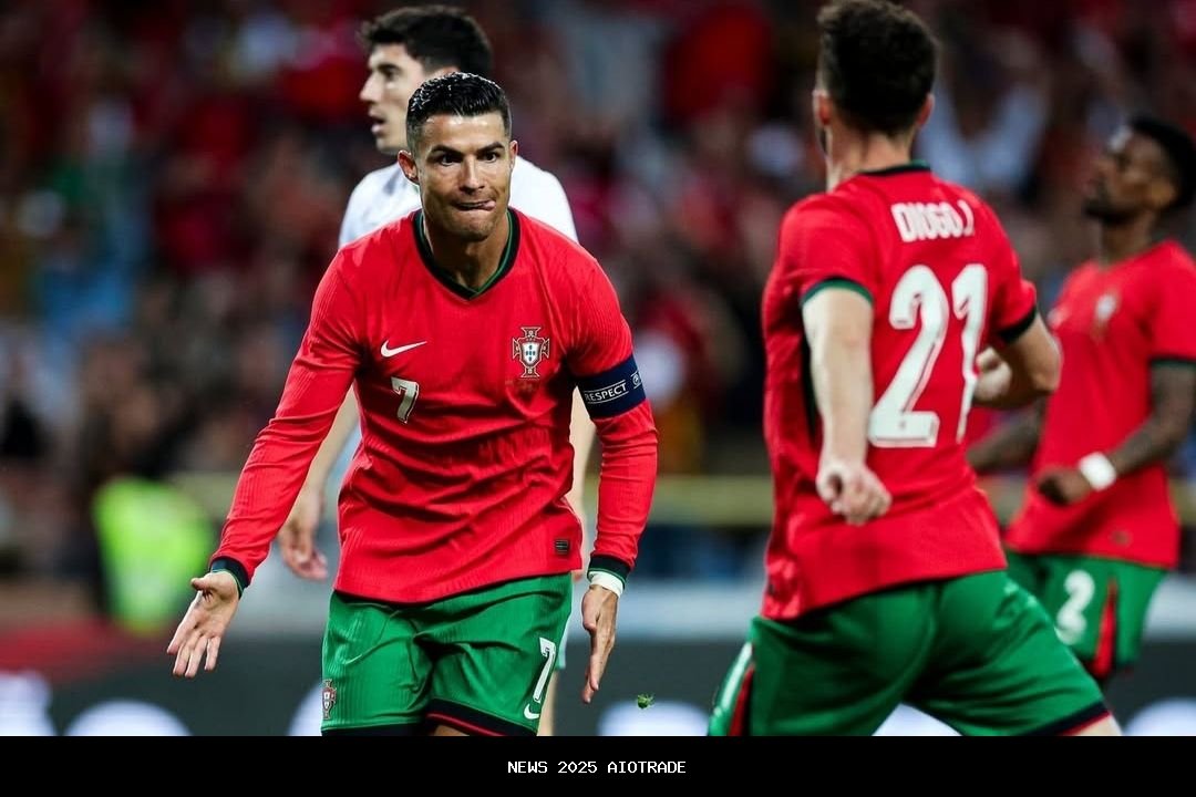 Cristiano Ronaldo Batal Hadiri Pemakaman Diogo Jota: Tak Ingin Ganggu!