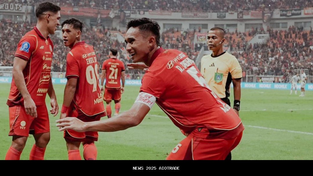Hanya Rizky Ridho, Terengganu FC Juga Incar Top Skorer Asing Persija 2025/2026