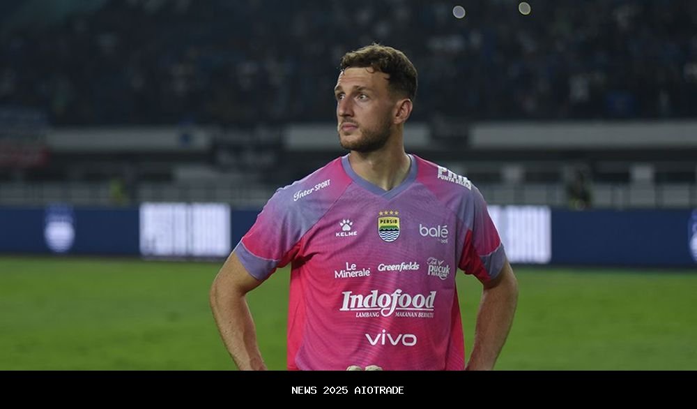 Target, Adam Przybek Buka Tantangan Berat Persib Pertahankan Gelar
