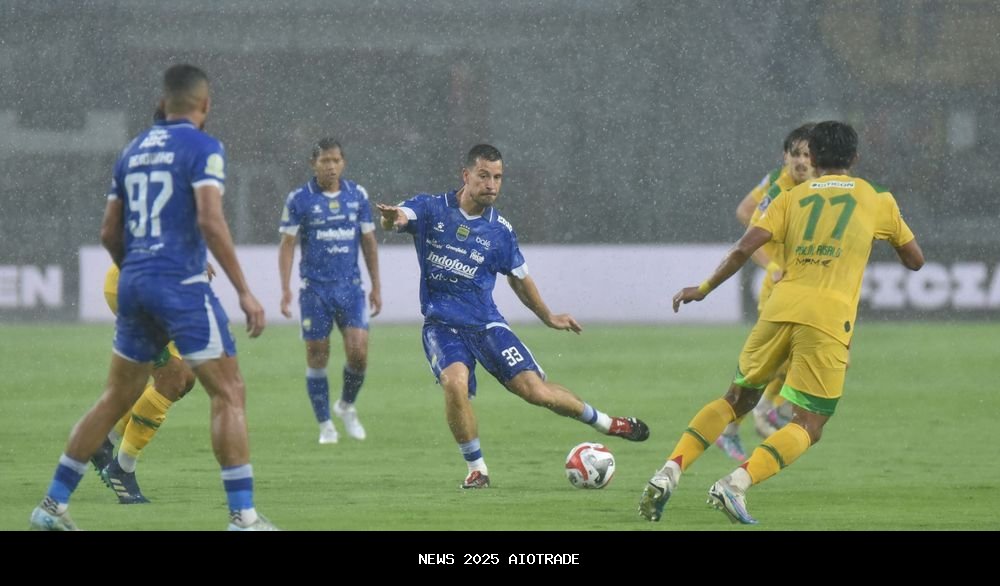 Bukan Arena Indomilk, Persib Akan Lawan Persita Tangerang di Bali