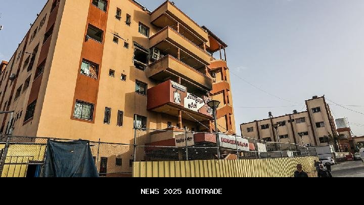 Presiden Kolombia Lelang Emas Sitaan Bantu Warga Gaza