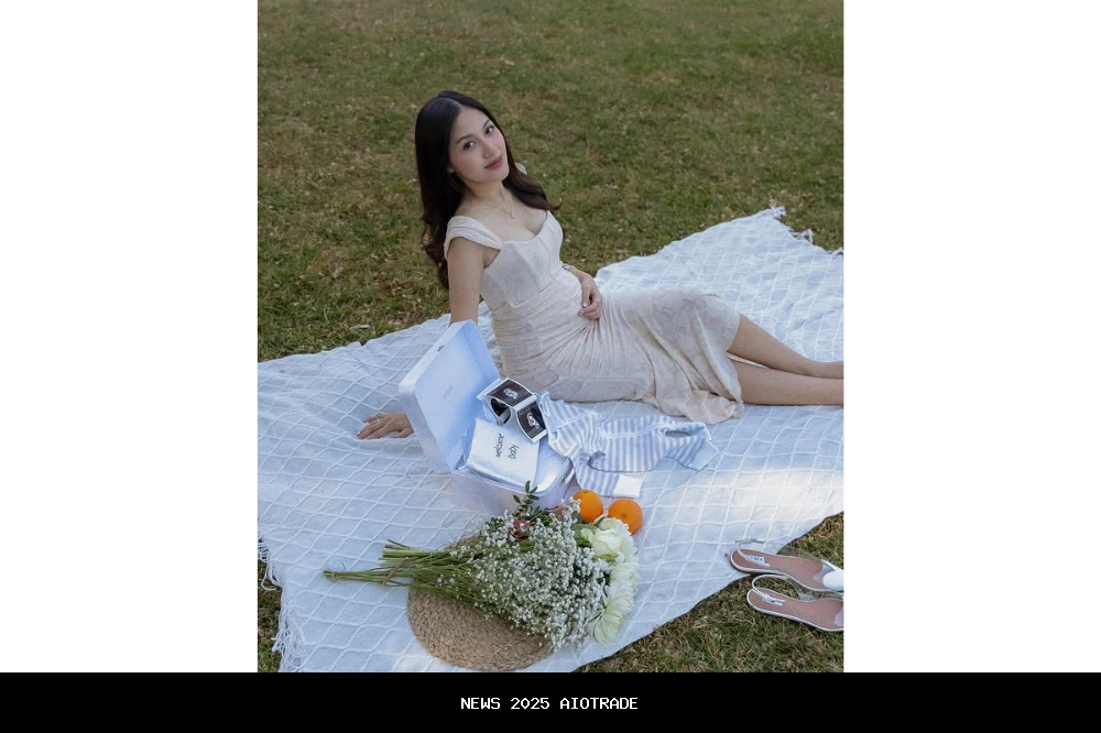 5 Potret Shasa Zhania dengan Baby Bump, Tampil Menawan