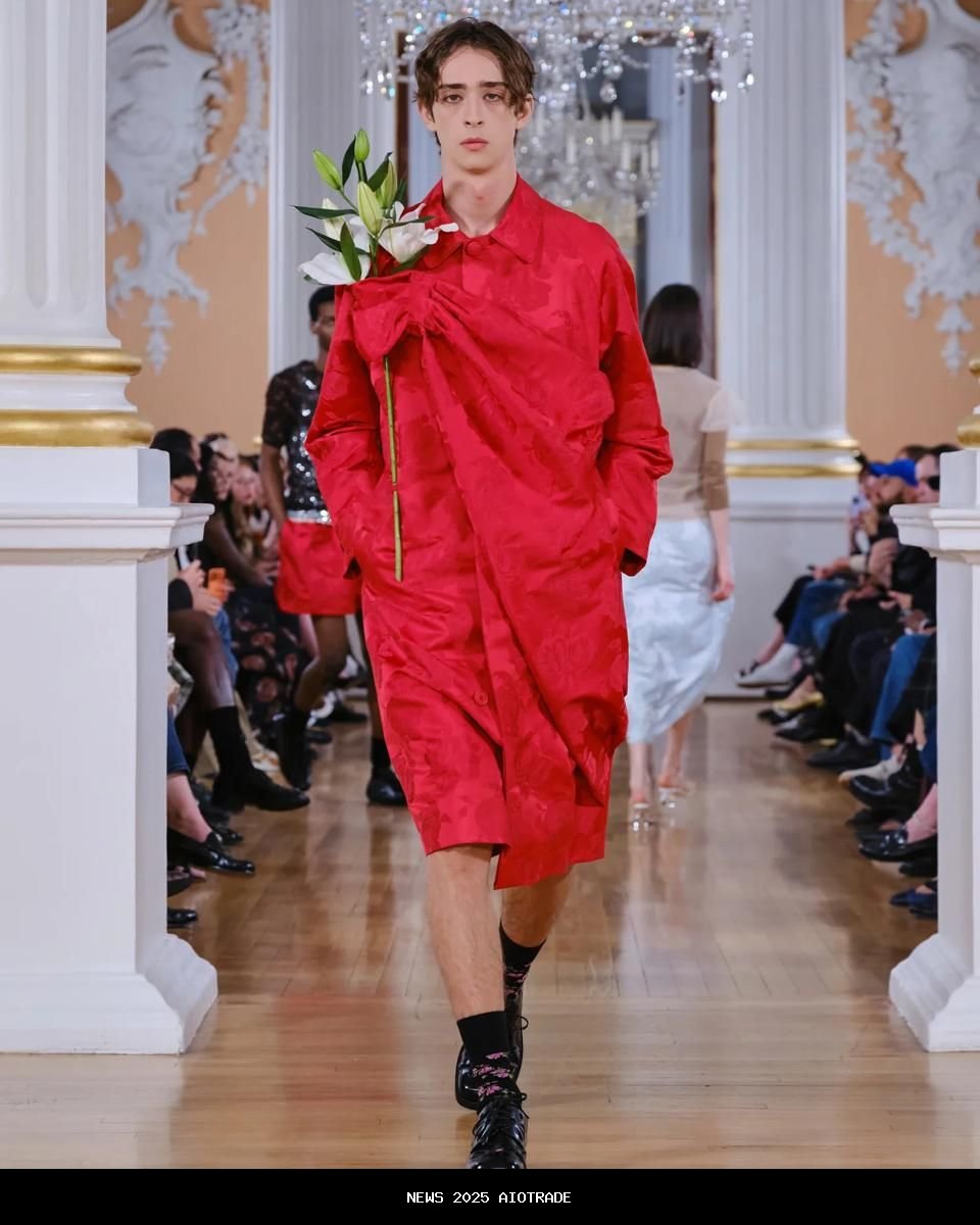 10 Koleksi Simone Rocha S/S 26 di London Fashion Week, Membuat Mimpi!