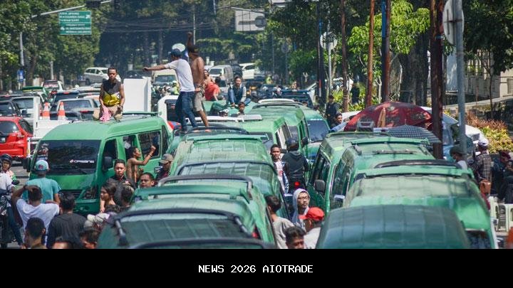 Angkot Bandung Libur Tahun Baru 2025