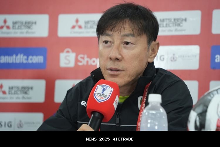 Kluivert Dipecat, Shin Tae-yong Ikuti Jejak Riedl dan Kolev Latih Timnas Indonesia?