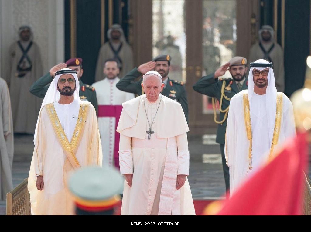 Menteri Agama Hadiri Pertemuan Internasional untuk Perdamaian, Mengenang Paus Fransiskus