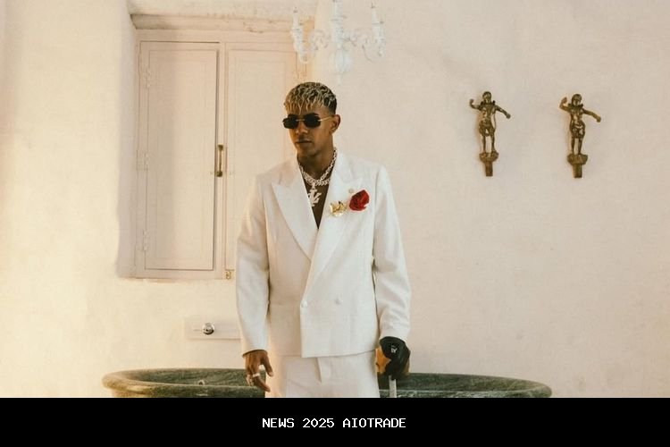 10 Pemain Sepak Bola dengan Gaji Tertinggi 2025