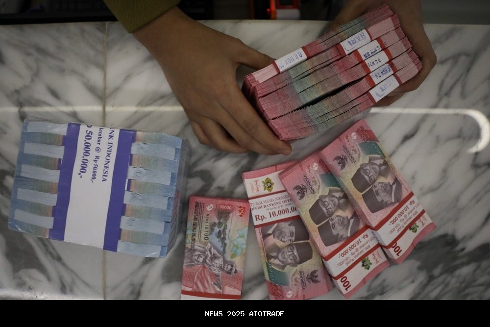 Rupiah Naik ke Rp16.570 per Dolar AS Hari Ini