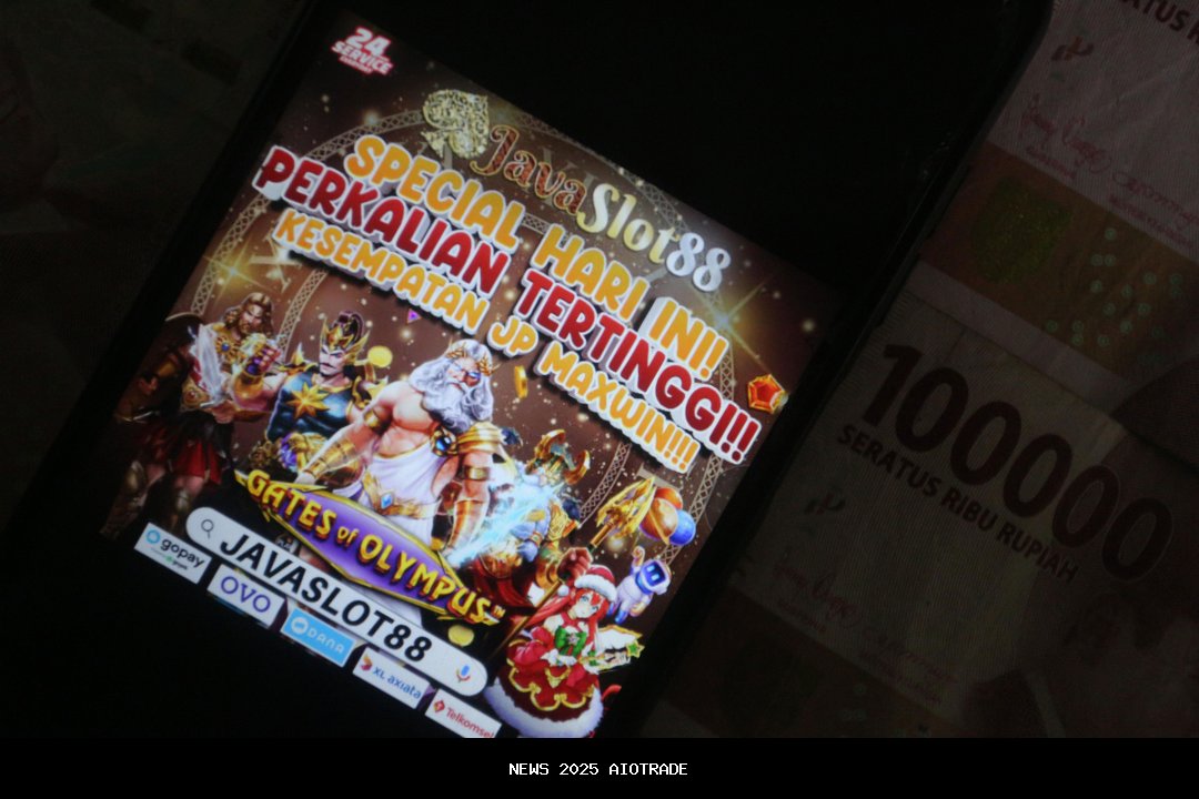 DPR Minta Penegak Hukum Lanjutkan Penyelidikan Kasus Judi Online yang Libatkan Budi Arie