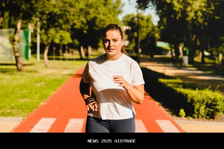 Tren Jalan Kaki 2025: Dari Hot Girl Walk hingga Jalan Kaki Jepang