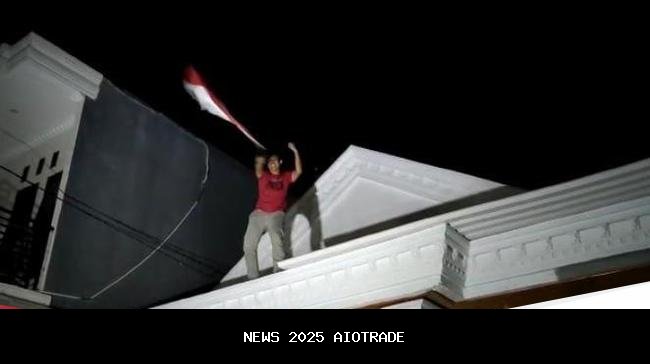 Kisah Haru Kevin Silaban, Tegar Kibarkan Merah Putih Usai Ayah Wafat