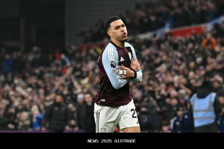 Aston Villa vs Man United 2-1: Emery Bisa Ulangi Momen Leicester City