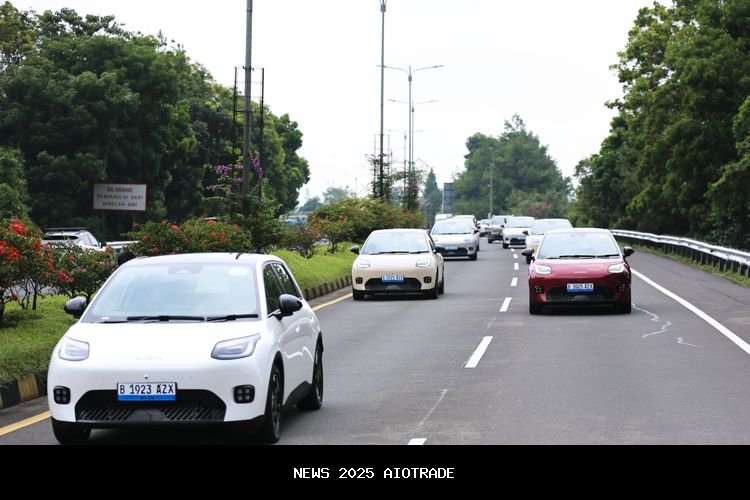 Gelar Aion UT Media Drive: Jakarta-Bandung PP Hanya 1 Kali Charge