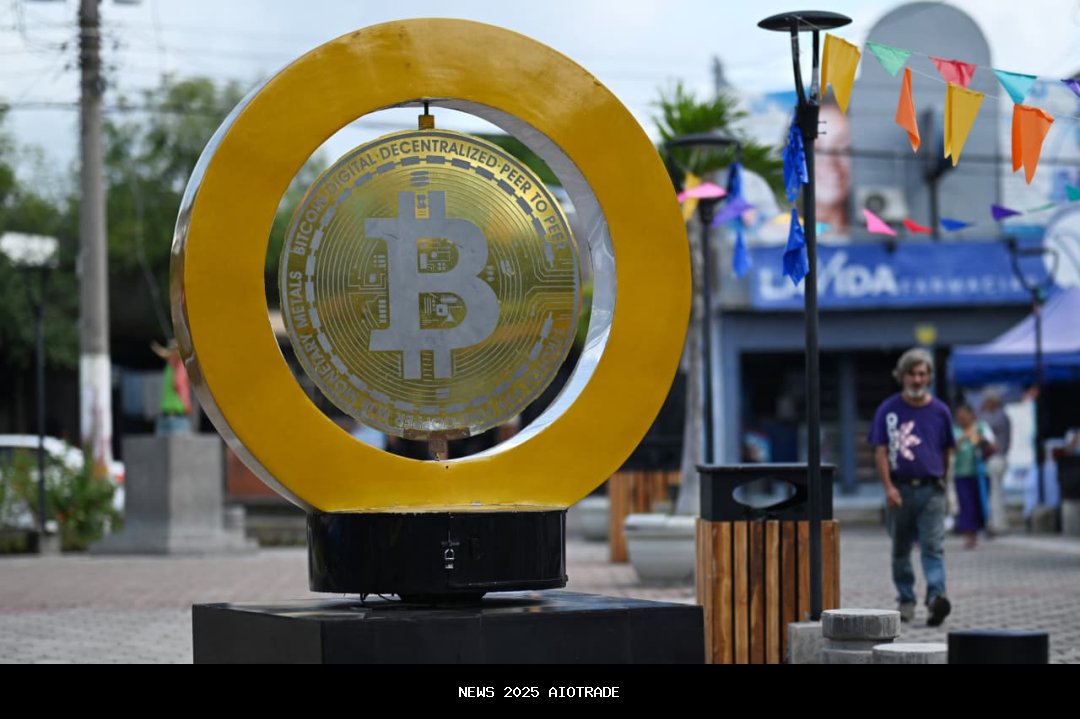 Bitcoin, Ethereum, dan XRP Tumble. Mengapa Koin Kripto Sedang Turun Hari Ini.