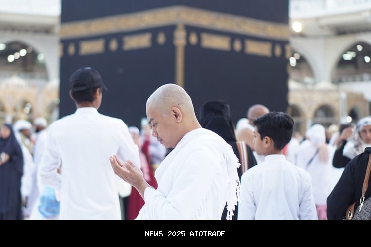 Tips Pilih Sunscreen Ideal untuk Jemaah Umrah di Cuaca Panas Arab Saudi