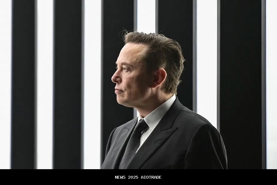 Elon Musk dan Misi Tesla: Revolusi Mobil Listrik hingga Robot di Bawah Kendalinya