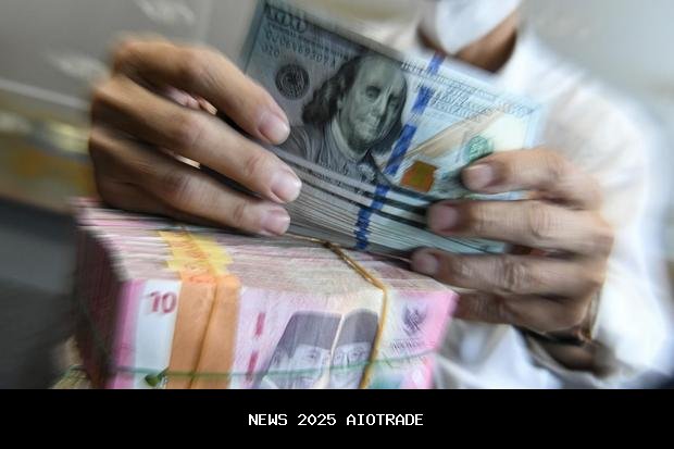 Rupiah Berpotensi Naik, Pasar Waspadai Kenaikan Suku Bunga The Fed