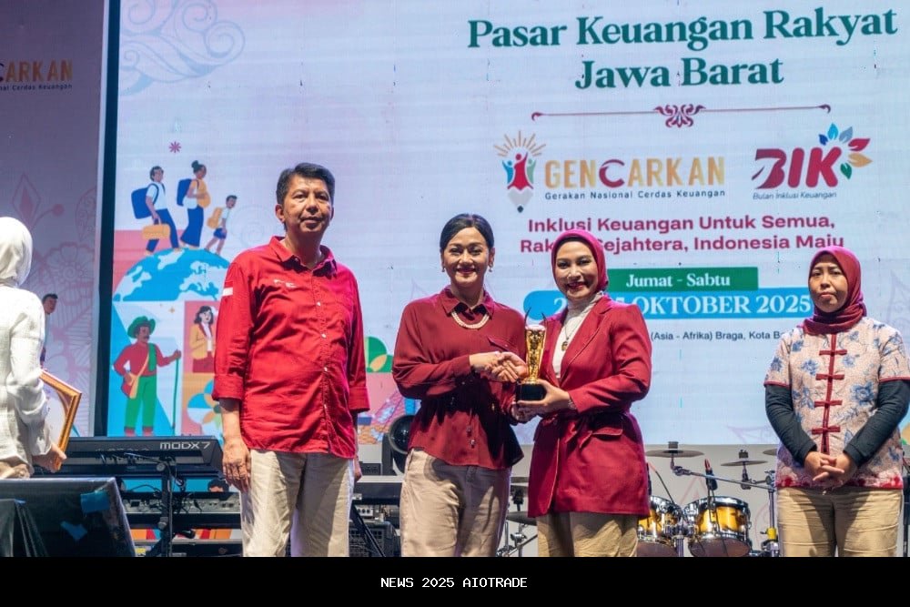 Bank BJB Perkuat Inklusi Keuangan di Bandung dan Surabaya melalui BIK 2025