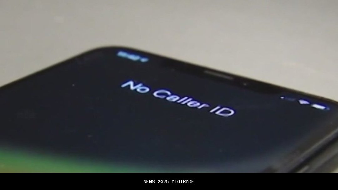 Warga Houston berusia 71 tahun kehilangan $15.000 karena penipuan penyamaran suara AI: 'Suaranya per