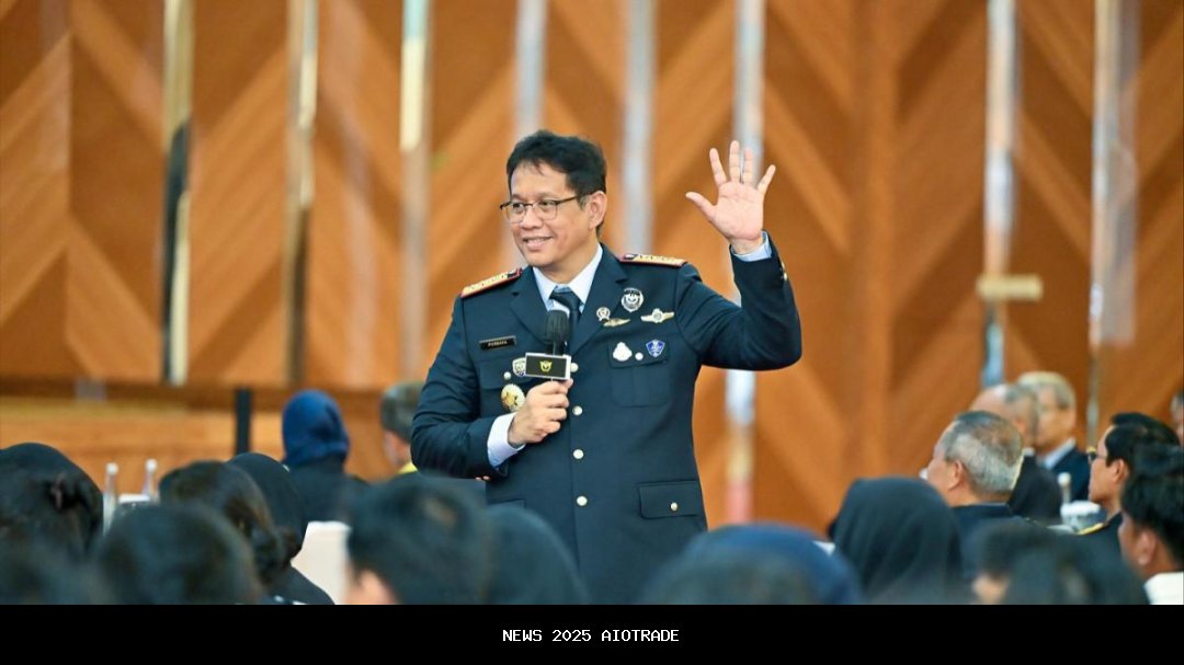 Purbaya Perkenalkan Metode Baru Penanganan Aduan Publik, Kasus Pegawai Nongkrong di Starbucks Jadi C