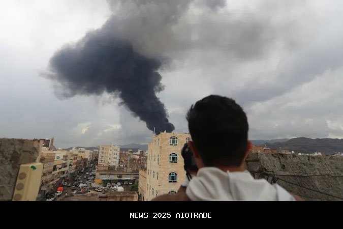 Israel menargetkan Sanaa Yaman, kota pinggiran Gaza