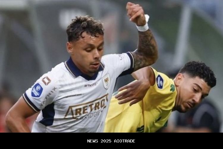 Dean James Bawa Go Ahead Eagles Tahan Ajax Amsterdam 2-2 di Eredivisie