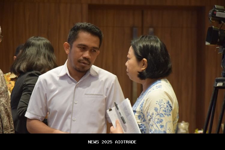 Kebijakan B50 Ditolak Petani Sawit, Harga Tandan Buah Segar Turun