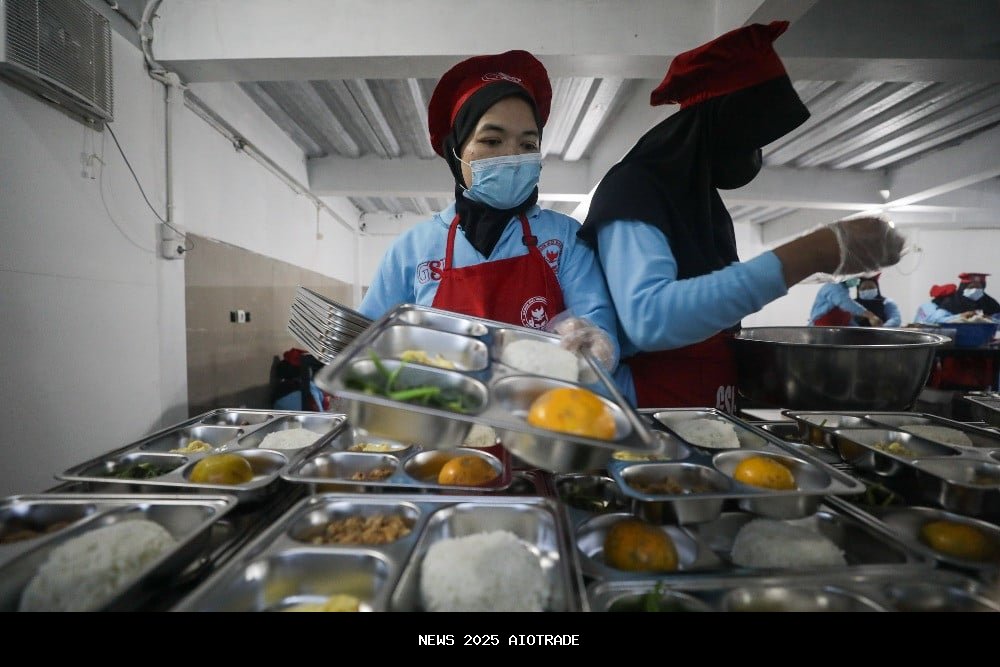 Menu MBG di Cirebon Disoroti Orang Tua, Dinilai Kurang Seimbang Gizi