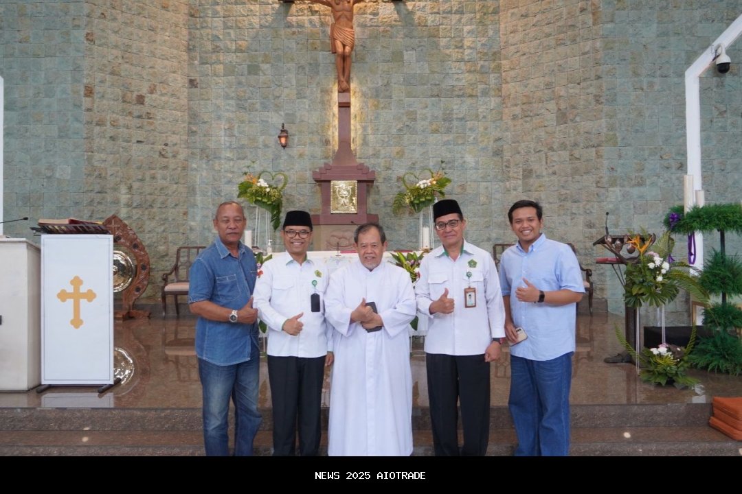 Kemenag Jatim Periksa Persiapan Natal 2025, Pastikan Gereja di Surabaya-Sidoarjo Siap Layani Jemaat