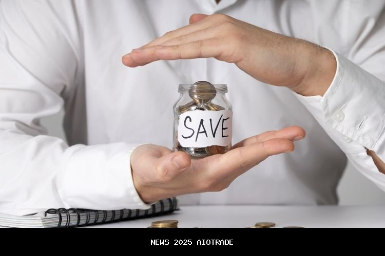 Benarkah Hemat Bisa Jadi Kaya? Ini Penjelasan Ahli