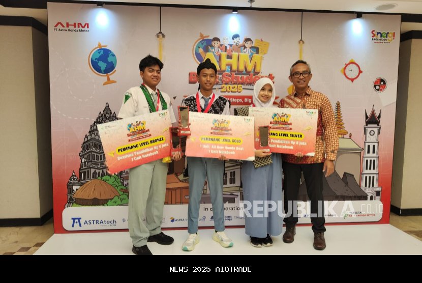 Muda, Cerdas, Peduli: Kisah Juara AHM Best Student 2025