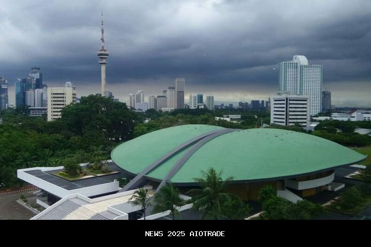 Ojol ke DPR, Keluhkan Potongan 10 Persen dan Minta Gaji Sesuai UMP