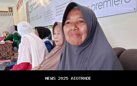 Janda Veteran Surabaya Berjualan Nasi Lodeh untuk Bertahan Hidup