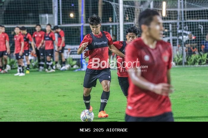 Gol Spektakuler Hokky Caraka Bawa Persita Tangerang Kalahkan Persik 3-0 | BRI Super League 2025